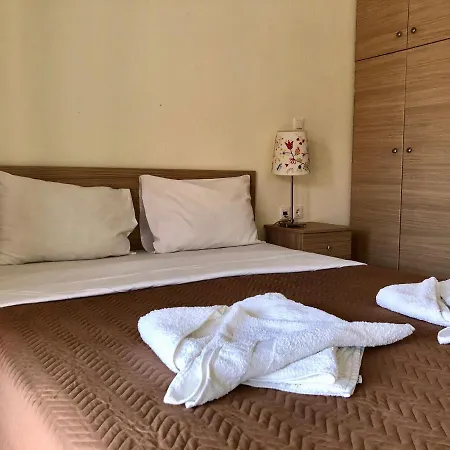 Karagiannis Summer Houses Apartment