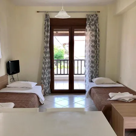 Karagiannis Summer Houses Apartment *